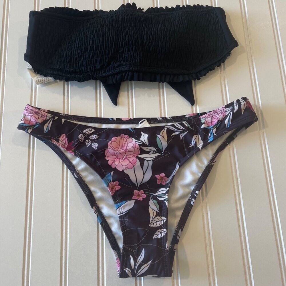 CUPSHE Women 2 Piece Swimsuit Size S Black Floral Bandeau Tie Back Bikini NWOT